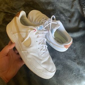 Nike Court Vision Low